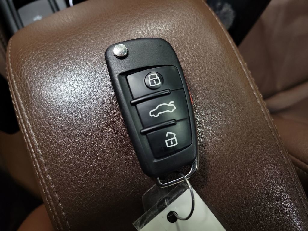 Used 2018 Audi Q3 2.0T Premium Plus w/ Premium Plus Package image 17