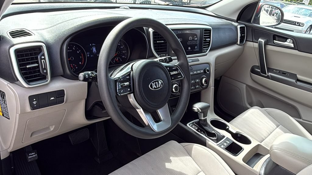 Used 2021 Kia Sportage LX AWD/4WD image 23