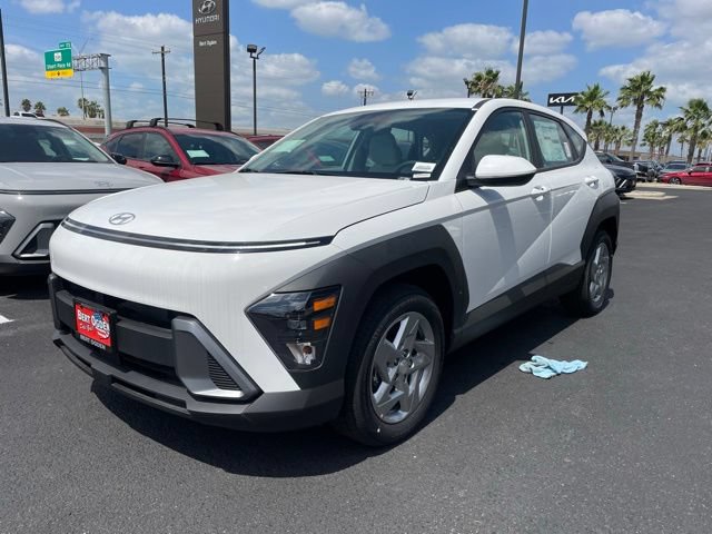 New 2026 Hyundai Kona SE FWD image 3