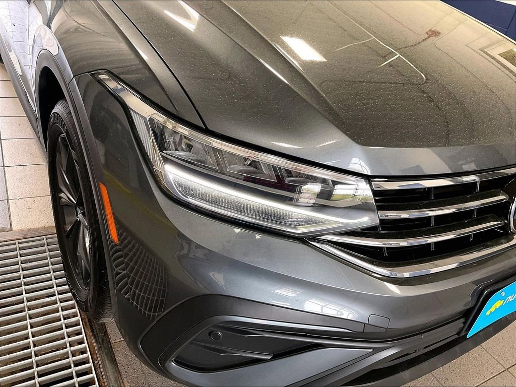Certified 2023 Volkswagen Tiguan SE AWD/4WD image 32