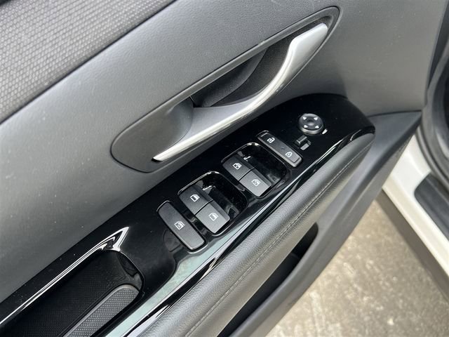 Used 2022 Hyundai Tucson Limited image 18