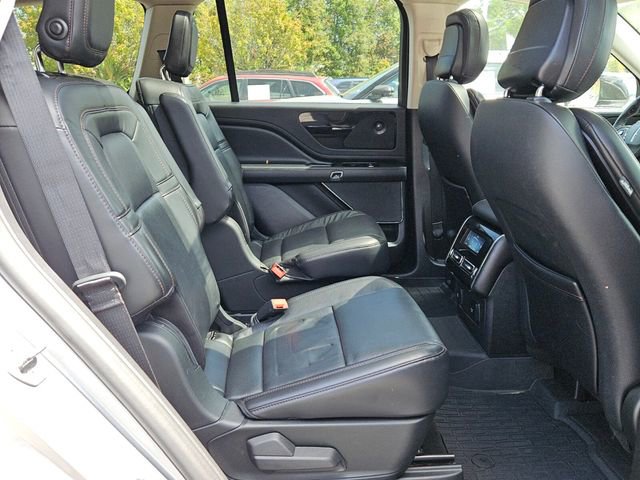 Used 2020 Lincoln Aviator Grand Touring w/ Elements Package Plus image 13