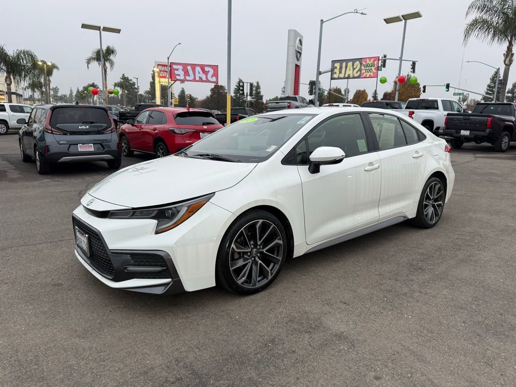 Used 2021 Toyota Corolla SE w/ Carpet Mat Package (TMS) image 3