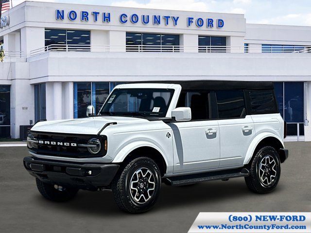 New 2025 Ford Bronco Outer Banks image 1