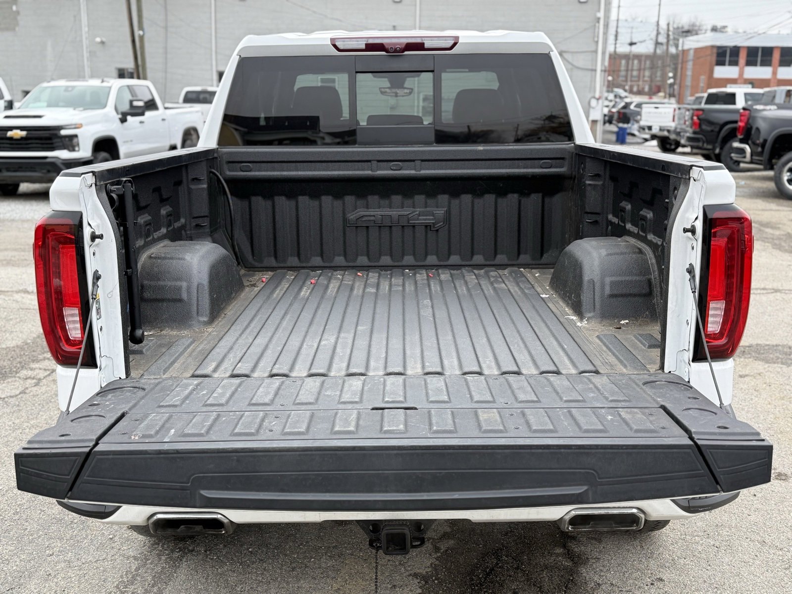Used 2021 GMC Sierra 1500 AT4 w/ AT4 Value Package image 8