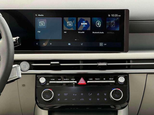 New 2025 Hyundai Tucson Limited image 19