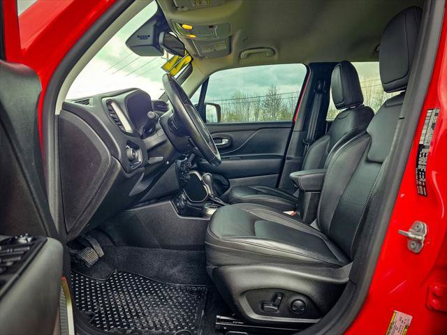 Certified 2022 Jeep Renegade Limited AWD/4WD image 12