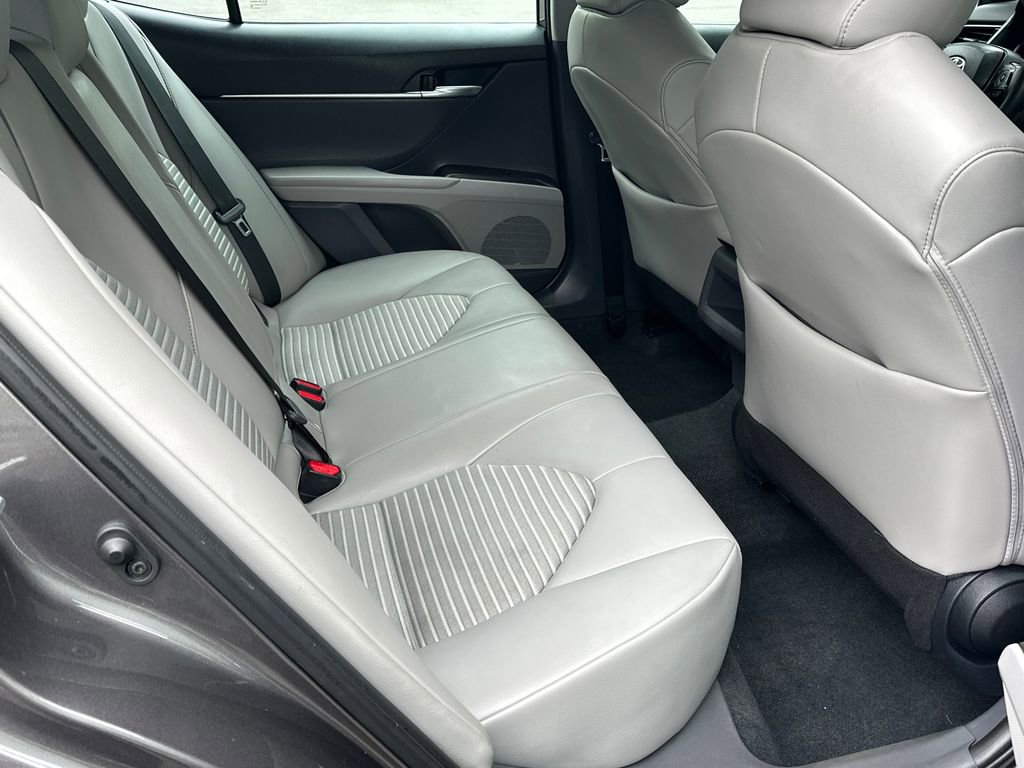 Used 2024 Toyota Camry SE w/ Cold Weather Package FWD image 12