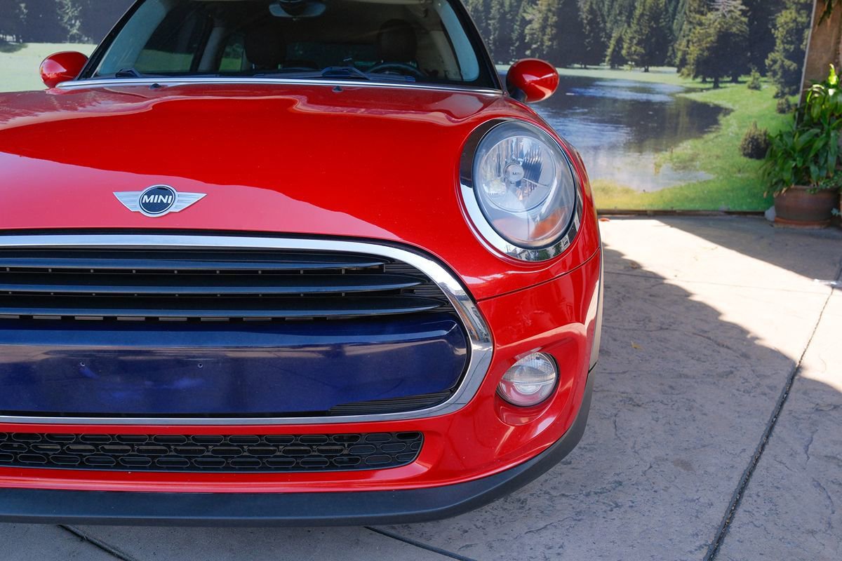 Used 2016 MINI Cooper 2-Door Hardtop FWD image 32