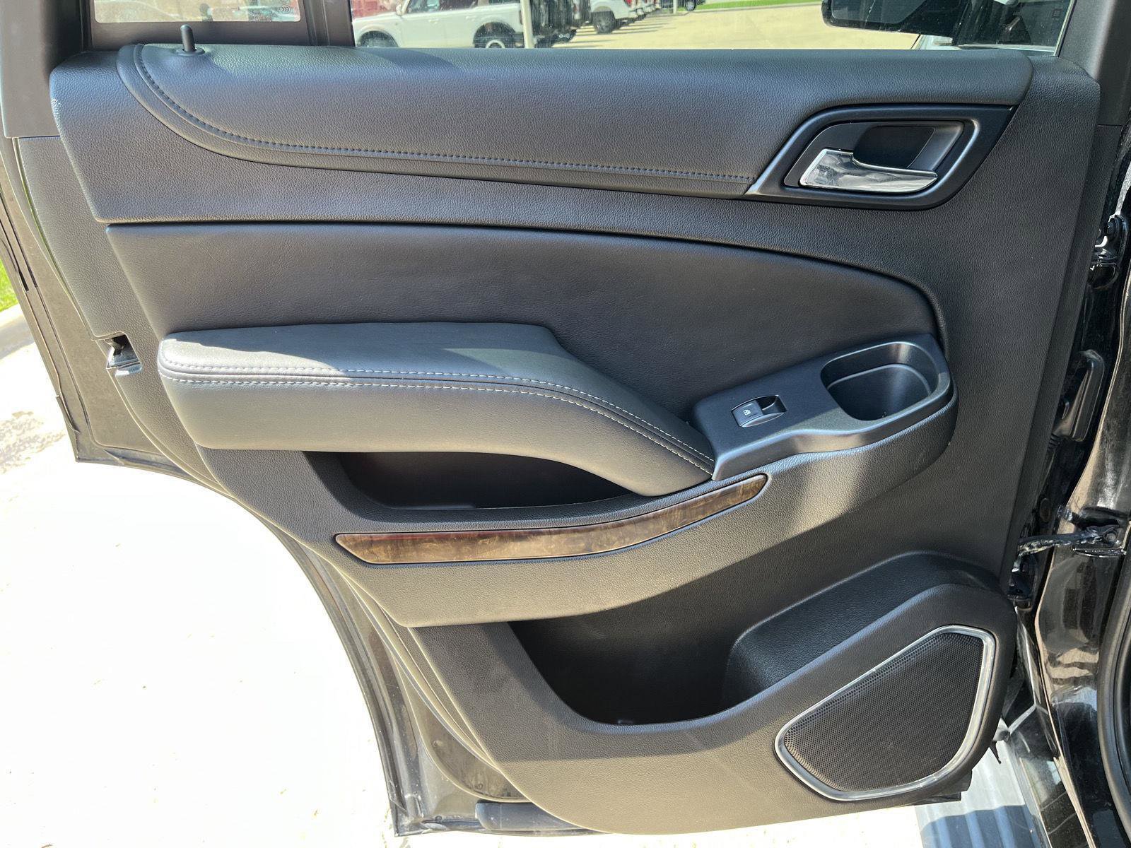 Used 2019 Chevrolet Tahoe LT image 12