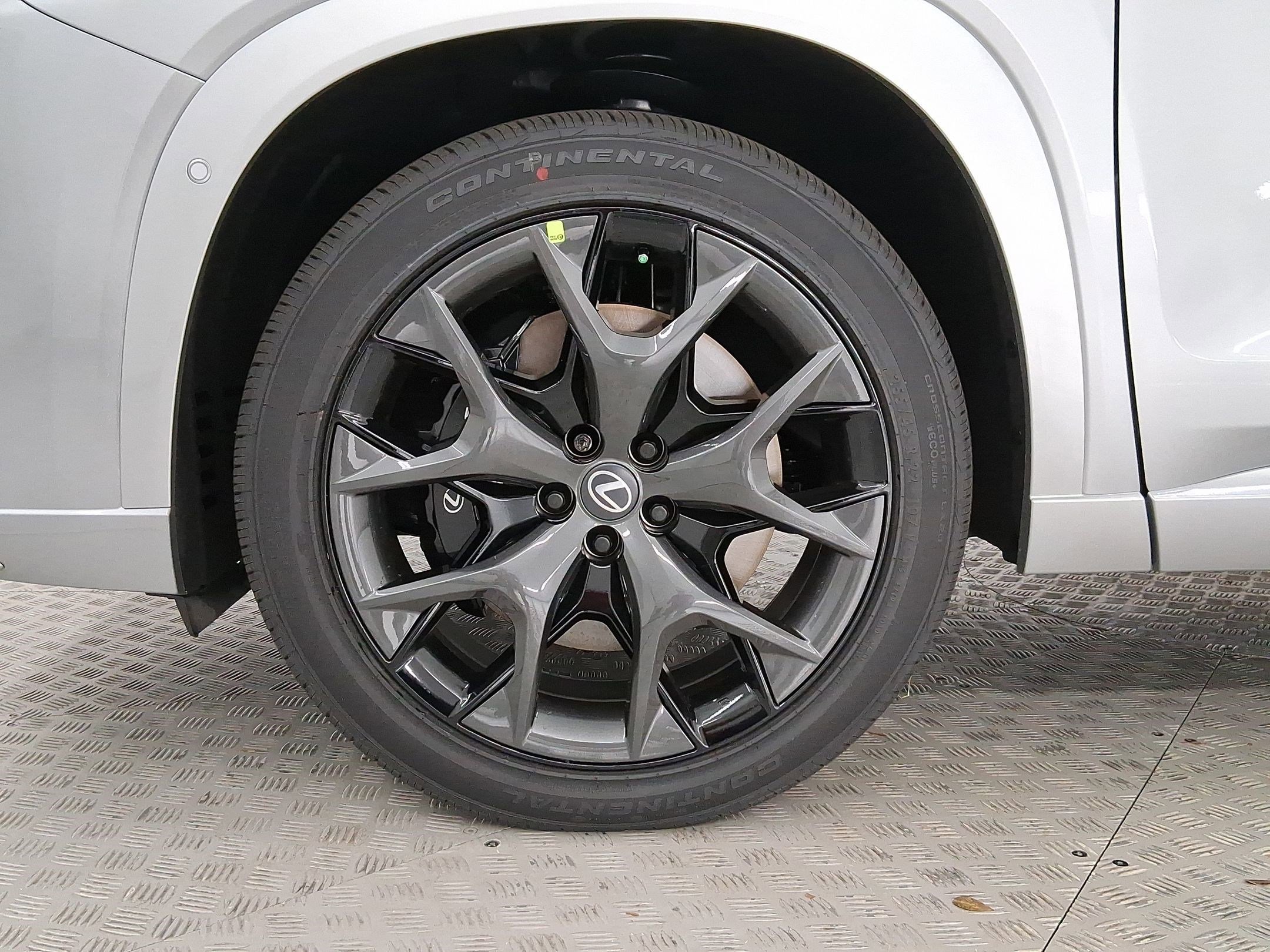 New 2026 Lexus TX 500h AWD image 11