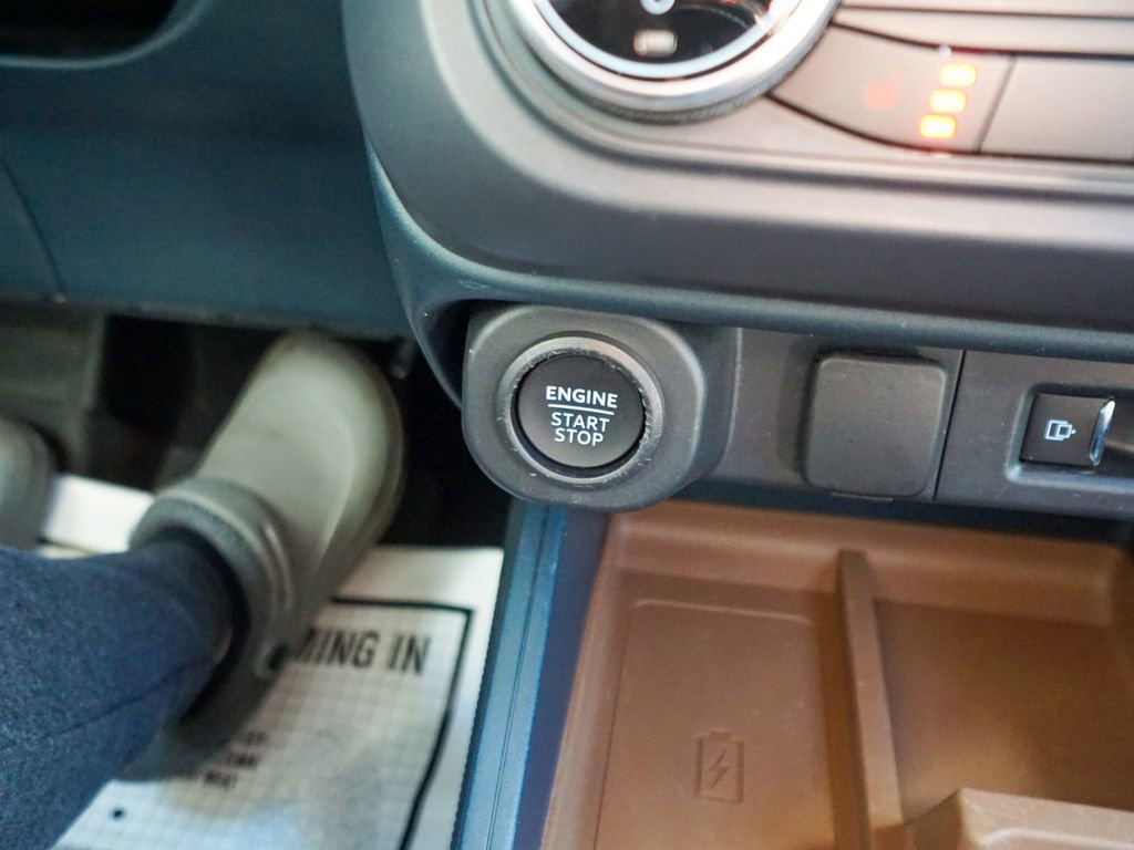 Used 2022 Ford Maverick Lariat w/ Lariat Luxury Package image 30