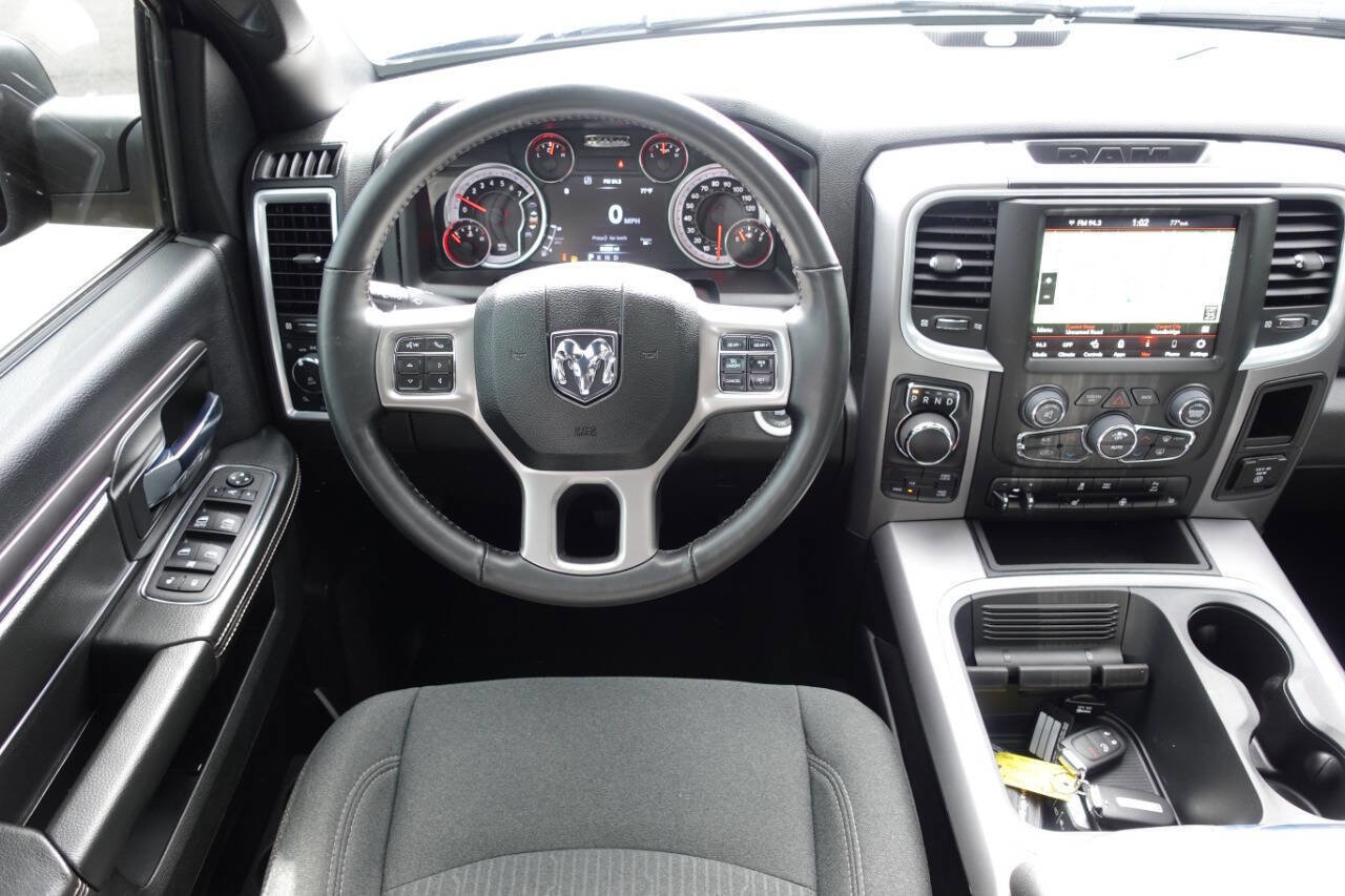 Used 2023 RAM 1500 Classic Warlock image 40