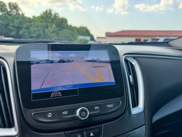 Used 2025 Chevrolet Malibu LT FWD image 31