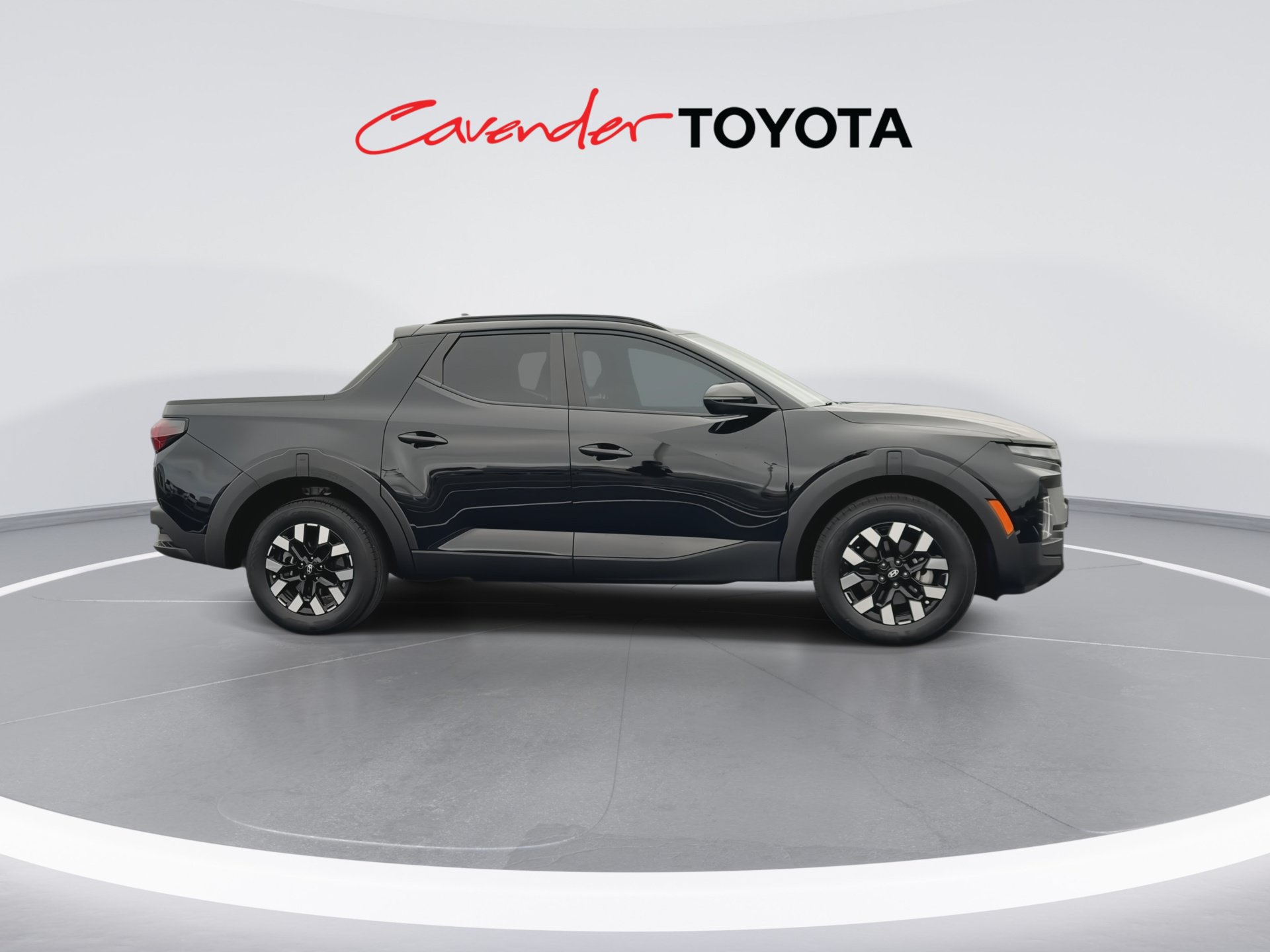 Used 2026 Hyundai Santa Cruz SEL FWD image 9