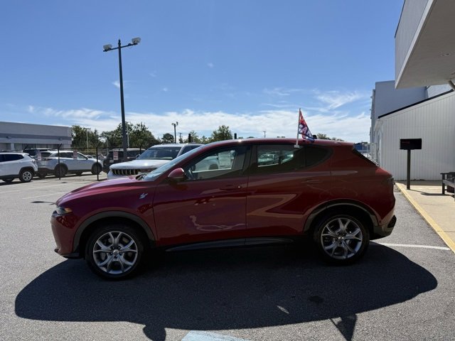 Used 2024 Dodge Hornet R/T Plus w/ Tech Pack Plus w/o Parking image 38