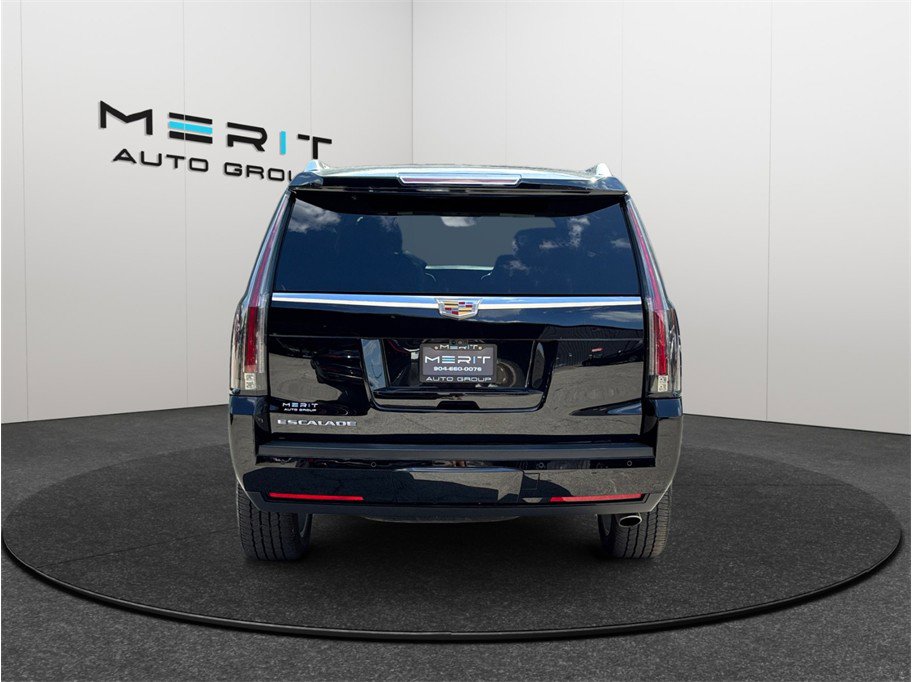 Used 2020 Cadillac Escalade Platinum AWD/4WD image 8