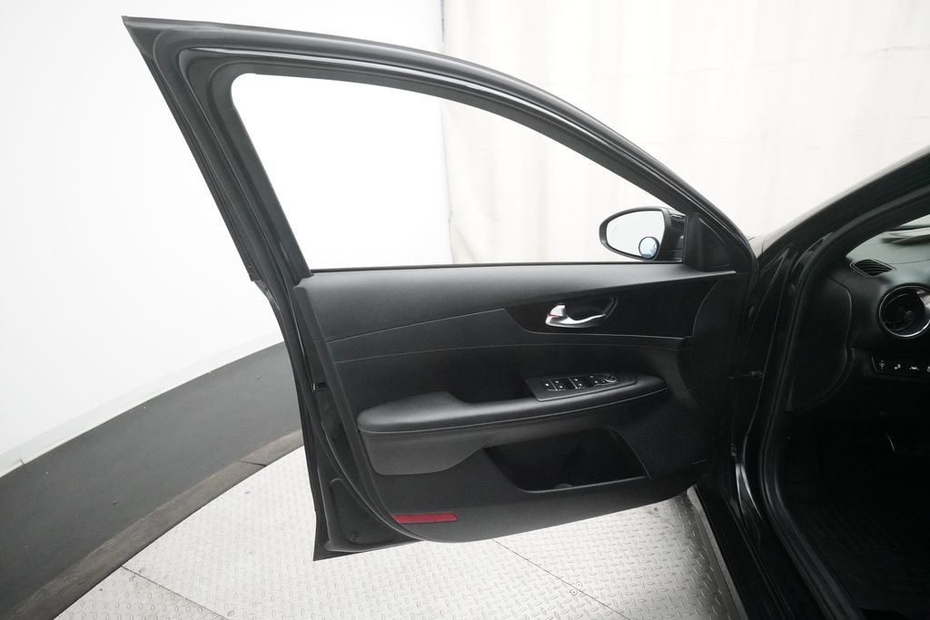 Used 2021 Kia Forte GT-Line w/ GT-Line Premium Package FWD image 26