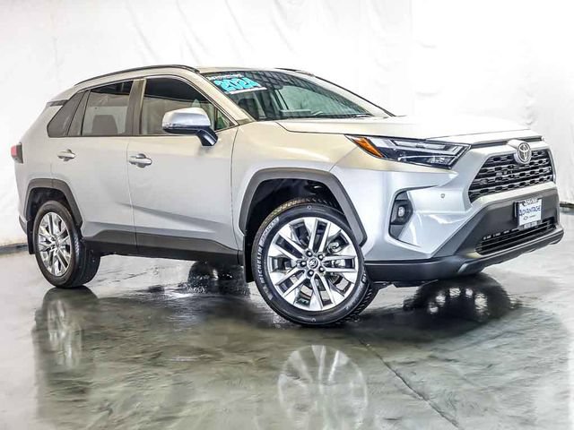 Used 2024 Toyota RAV4 XLE Premium w/ Weather Package AWD/4WD video 2