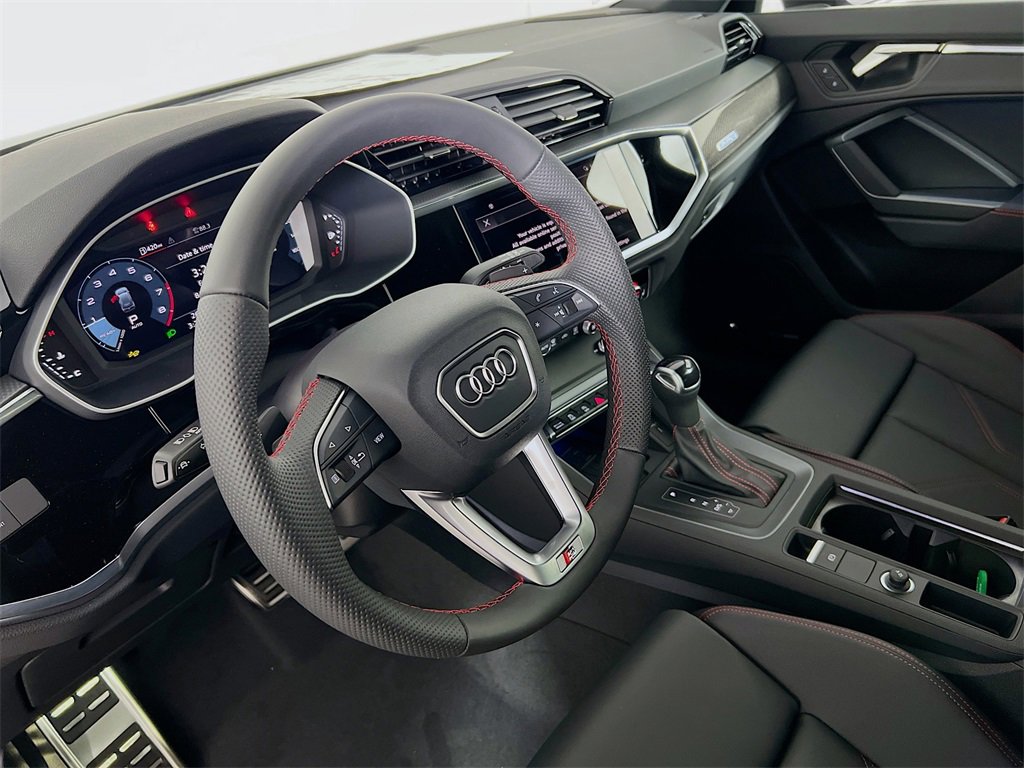New 2025 Audi Q3 2.0T Premium Plus image 9