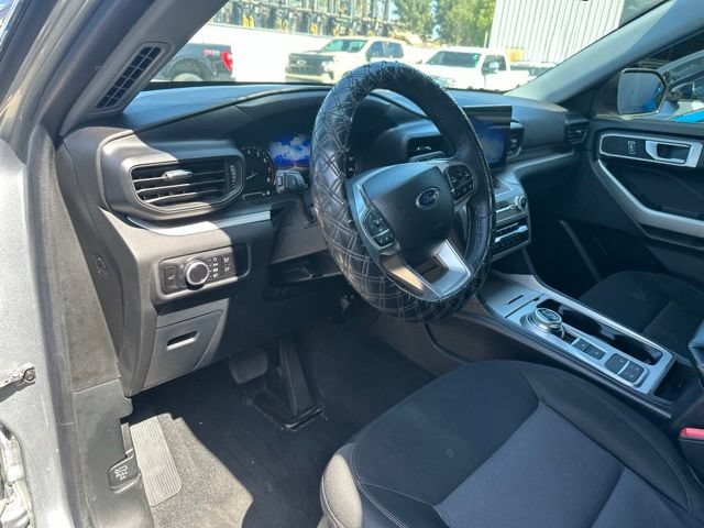 Used 2023 Ford Explorer XLT RWD image 11