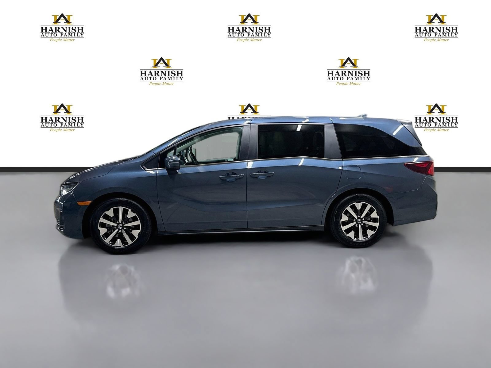 Used 2025 Honda Odyssey EX-L image 8