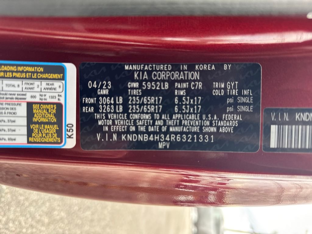 Used 2024 Kia Carnival LX image 29