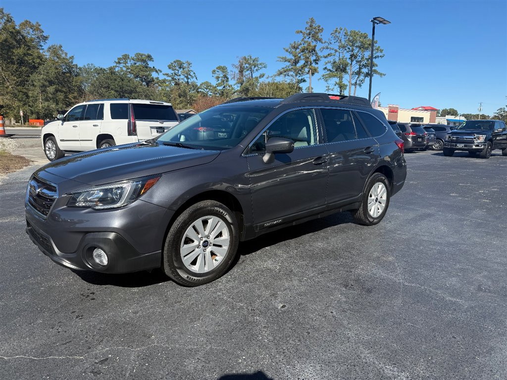 Used 2018 Subaru Outback 2.5i Premium image 6
