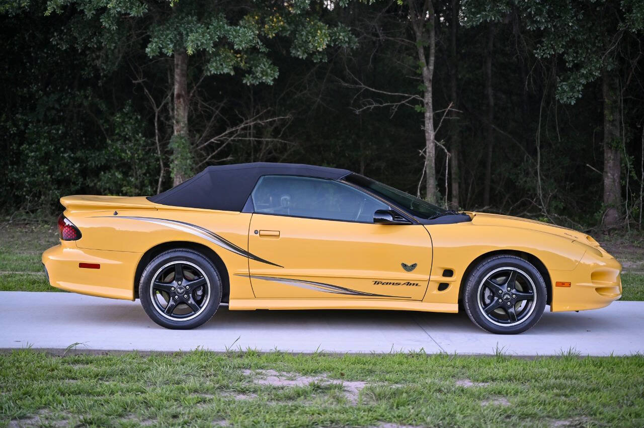 Used 2002 Pontiac Firebird Trans Am RWD image 9