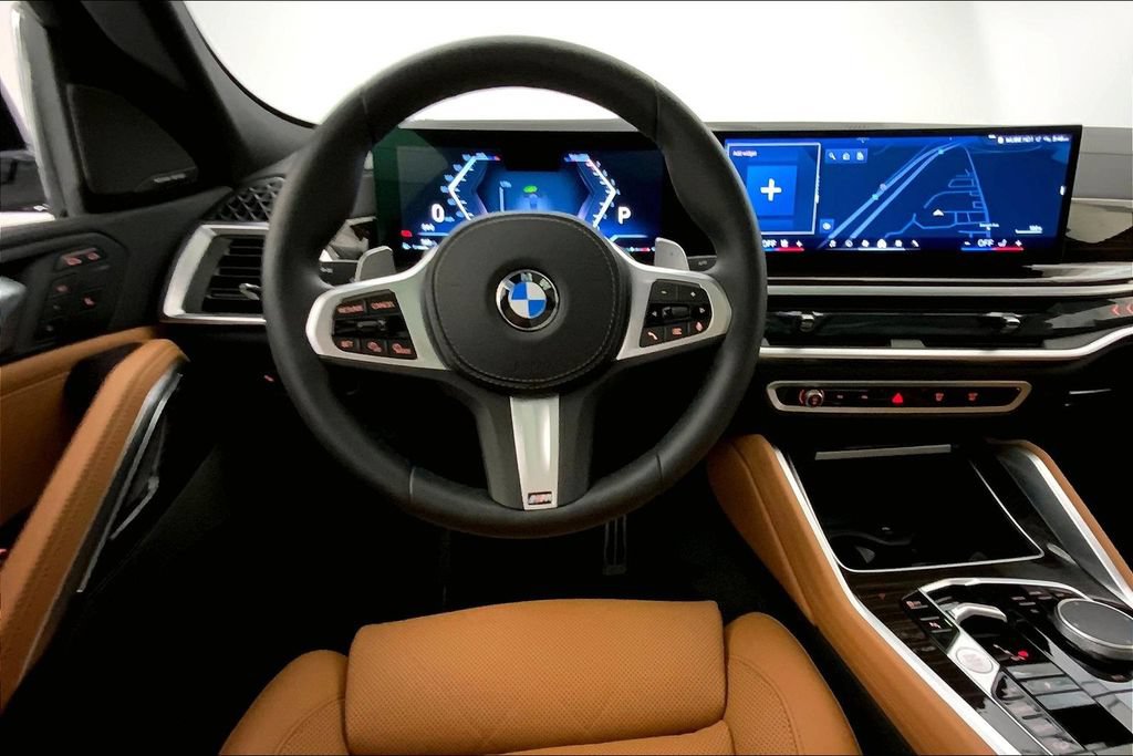 Certified 2026 BMW X6 xDrive40i AWD/4WD image 4