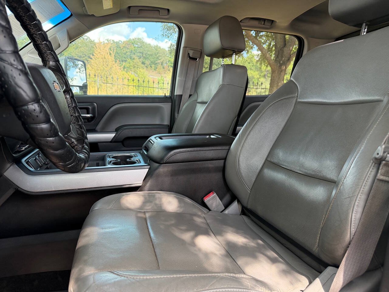 Used 2015 Chevrolet Silverado 2500 LTZ w/ LTZ Plus Package AWD/4WD image 11