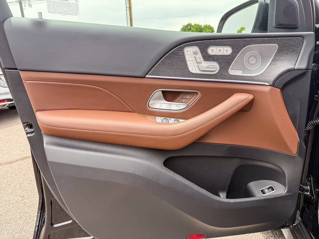New 2026 Mercedes-Benz GLS 450 4MATIC image 20