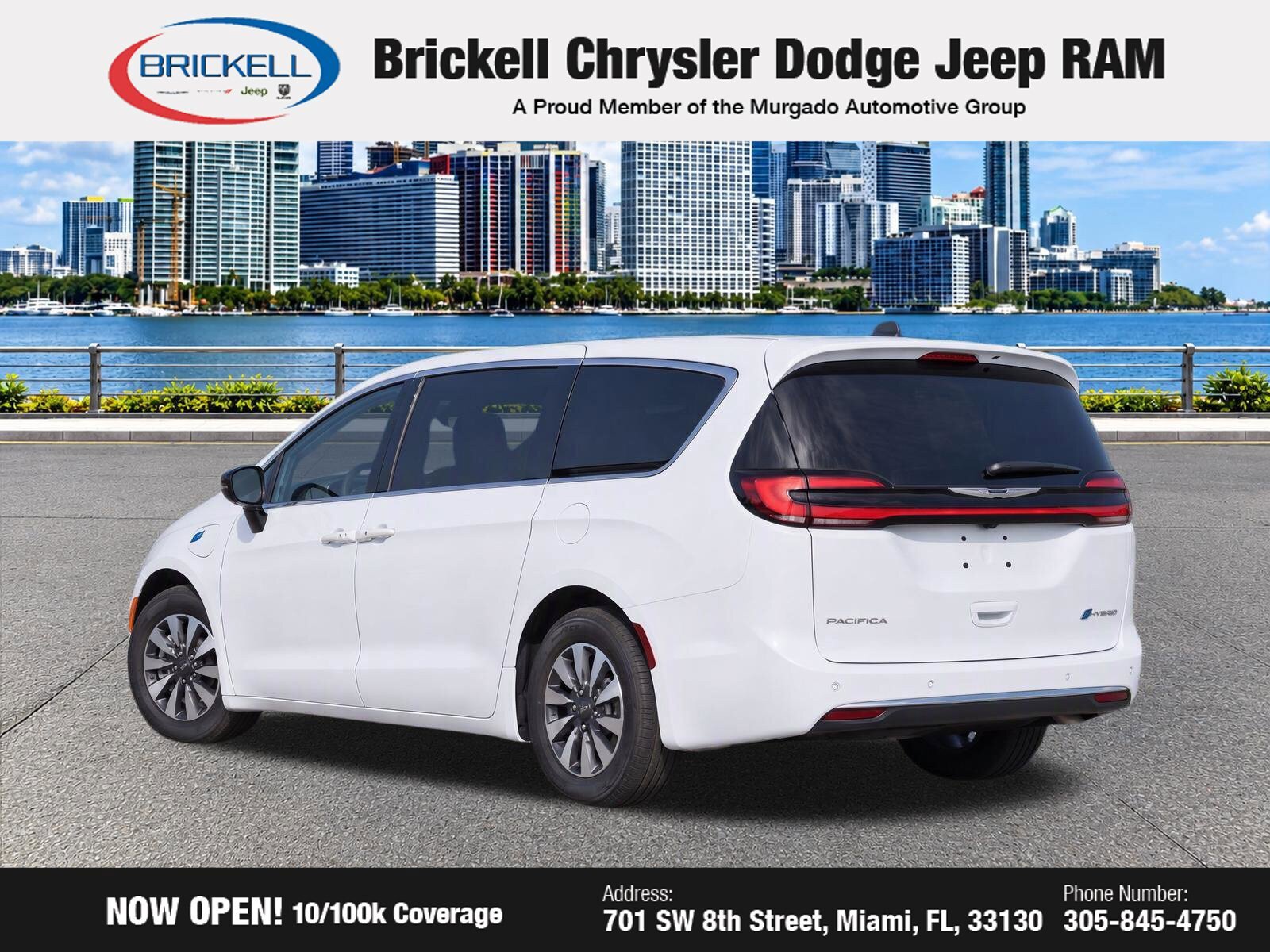 Used 2024 Chrysler Pacifica Limited FWD image 3