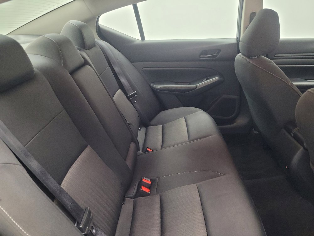 Used 2024 Nissan Altima 2.5 SV image 19