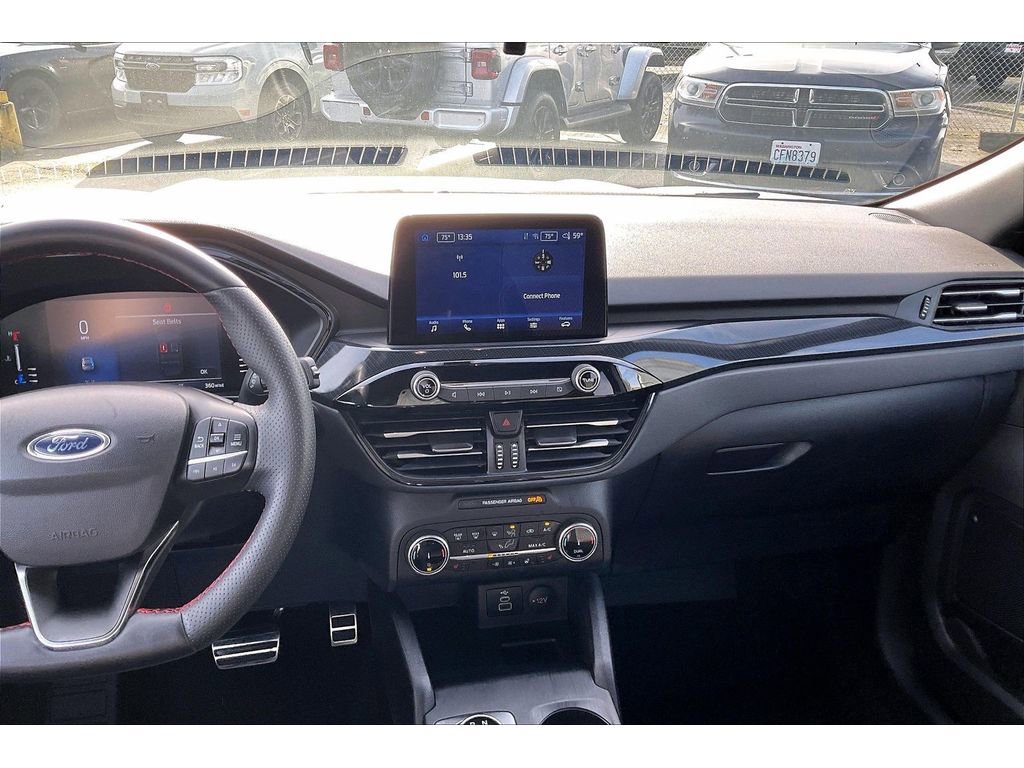 Used 2024 Ford Escape ST-Line image 6