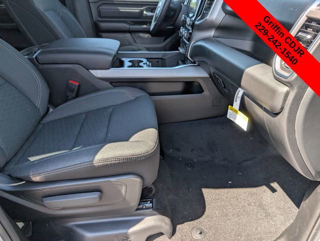 New 2026 RAM 1500 Express AWD/4WD image 26