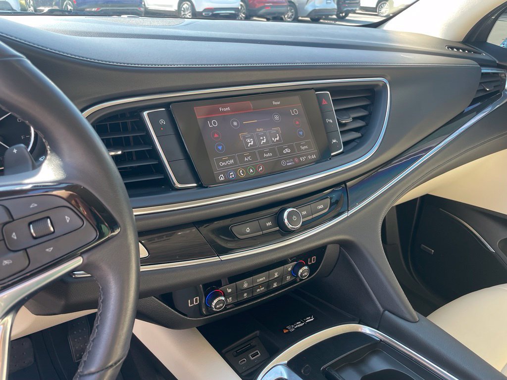 Used 2023 Buick Enclave Premium w/ Experience Buick Package FWD image 15