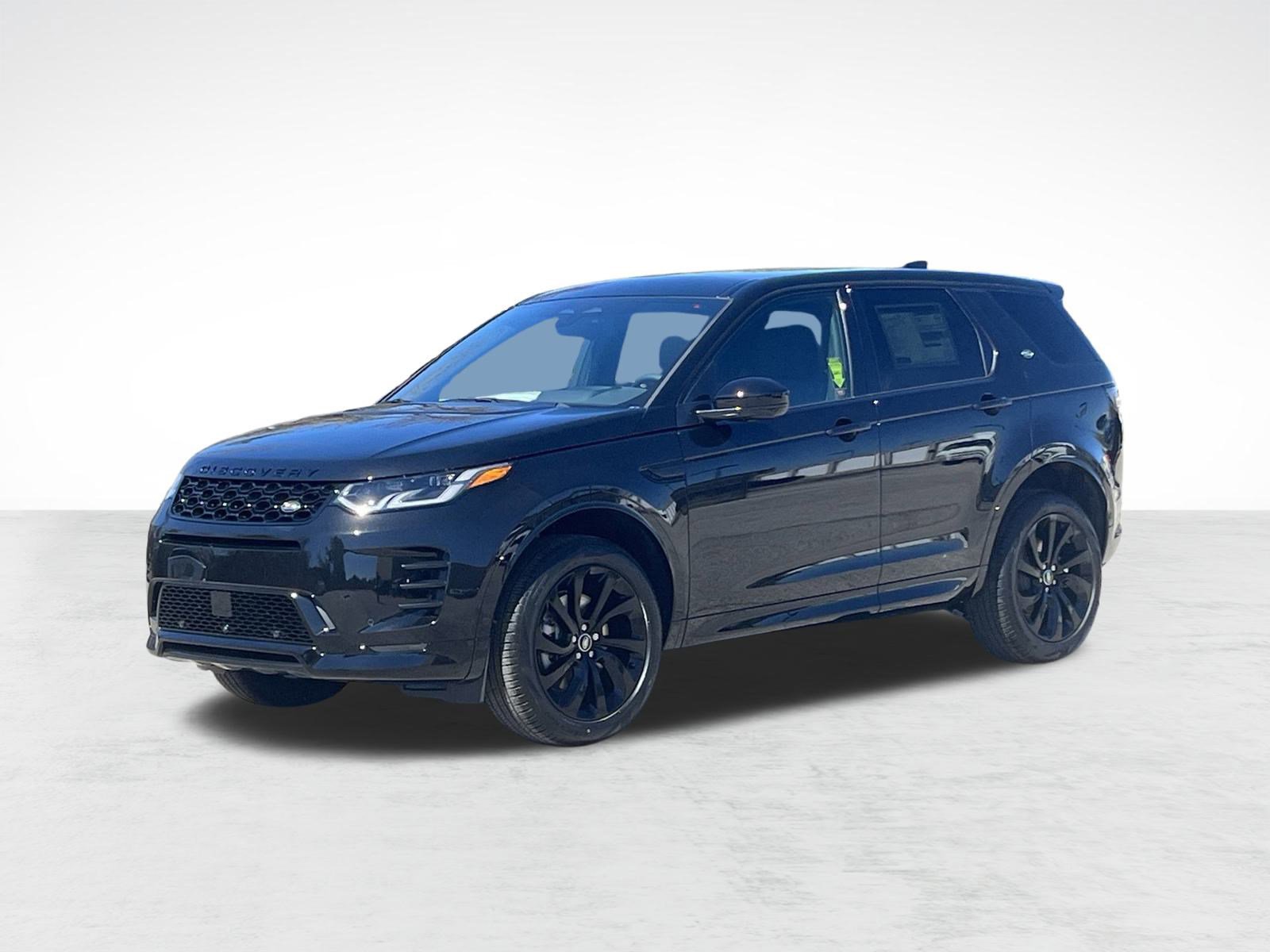 New 2025 Land Rover Discovery Sport Dynamic SE