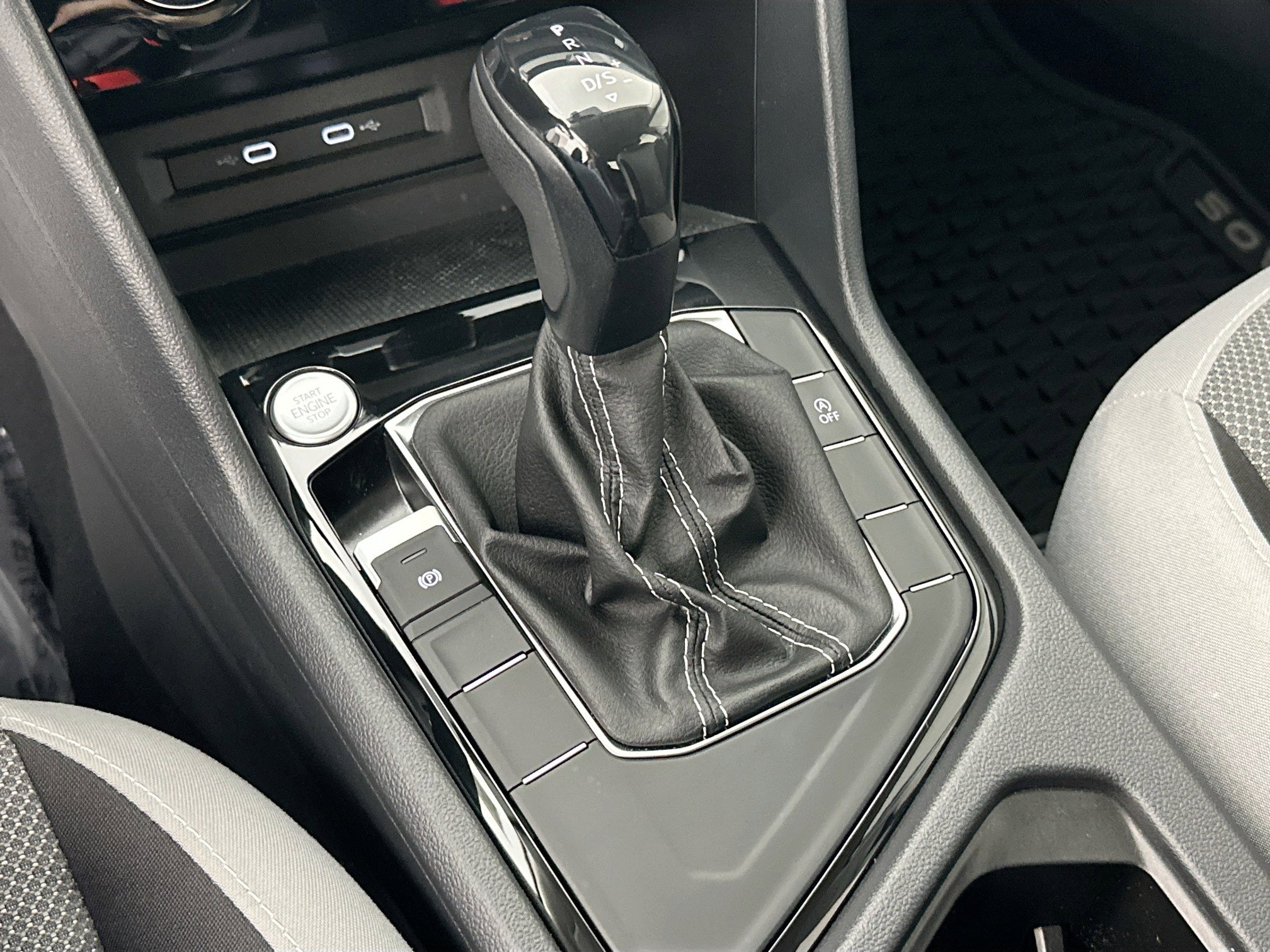 Used 2023 Volkswagen Taos S image 16