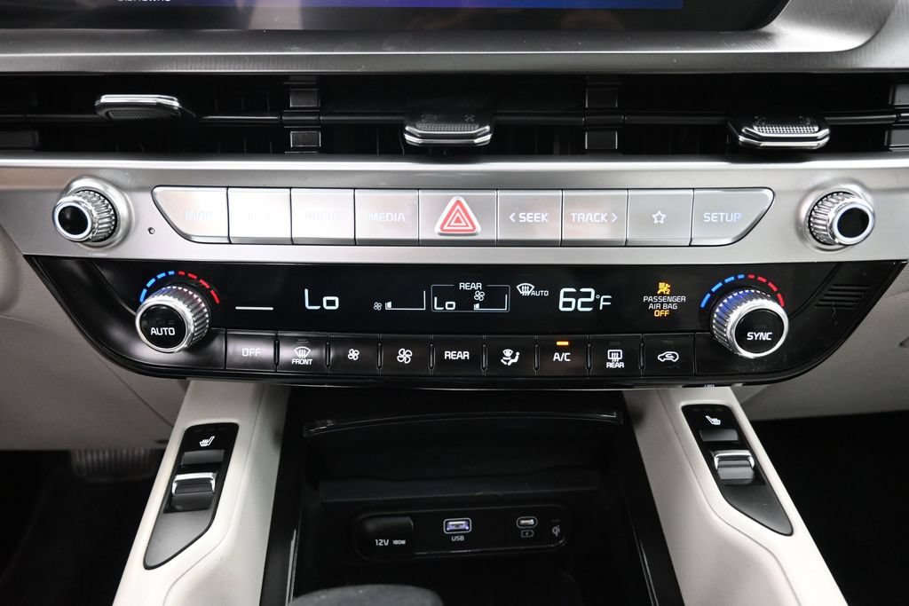 Used 2024 Kia Telluride S w/ S Sunroof Package FWD image 21