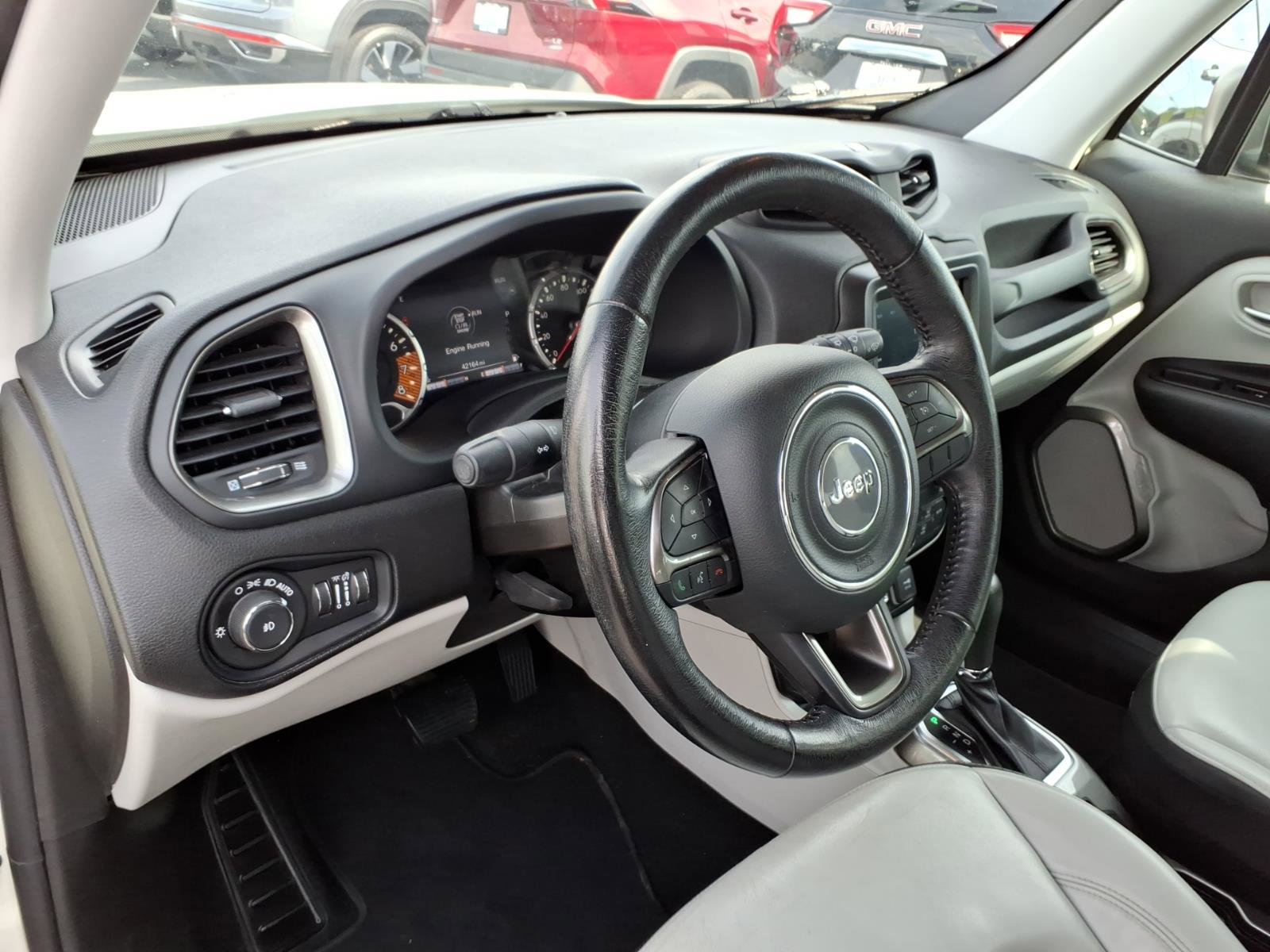 Used 2020 Jeep Renegade Limited w/ Safety and Security Group FWD image 8