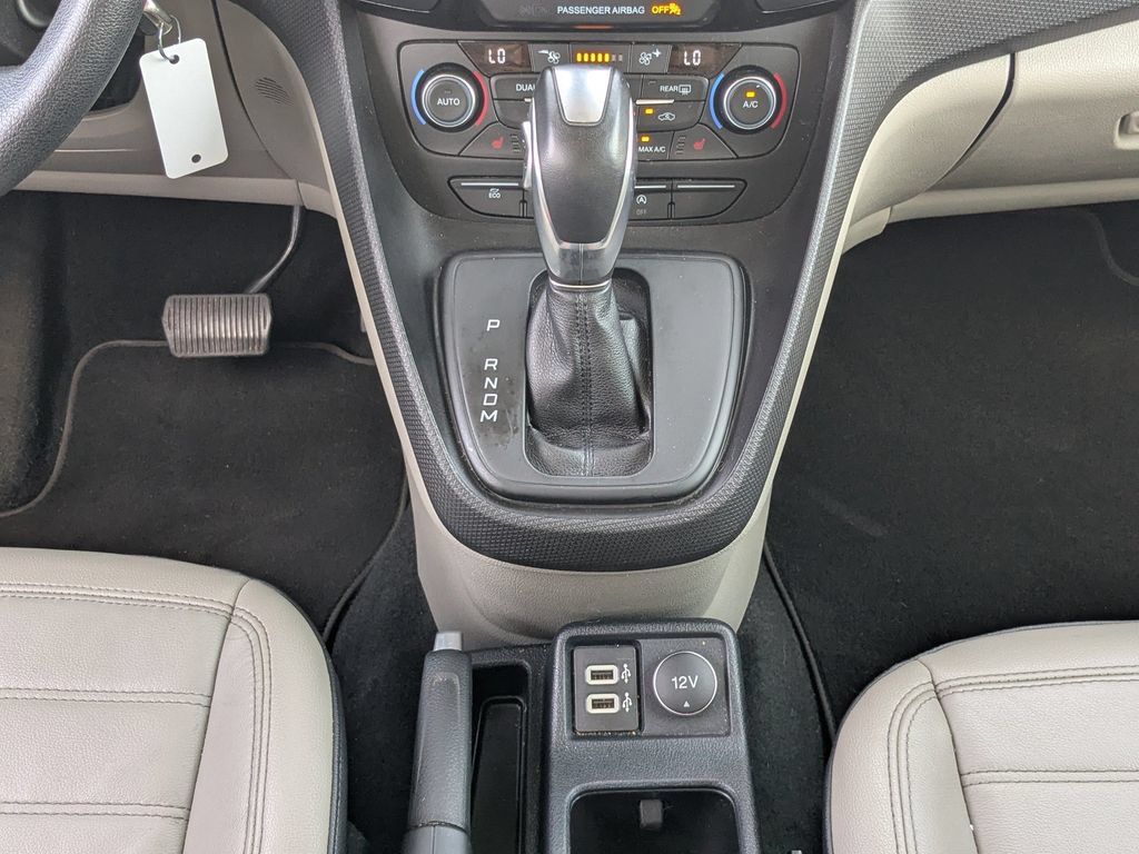 Used 2020 Ford Transit Connect XLT FWD image 17