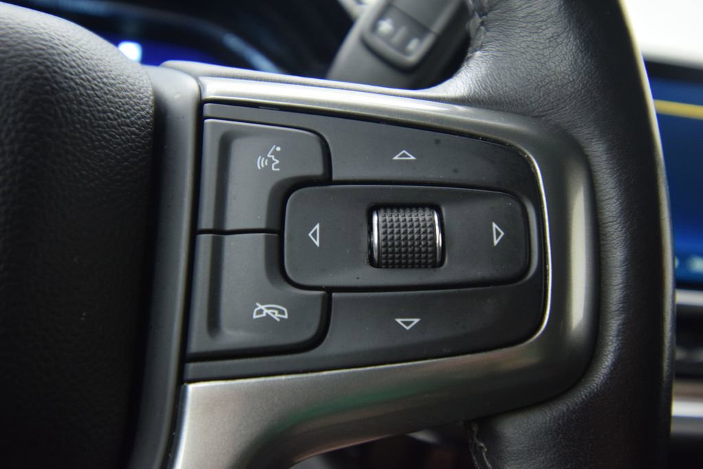Used 2022 Chevrolet Silverado 1500 LT AWD/4WD image 32