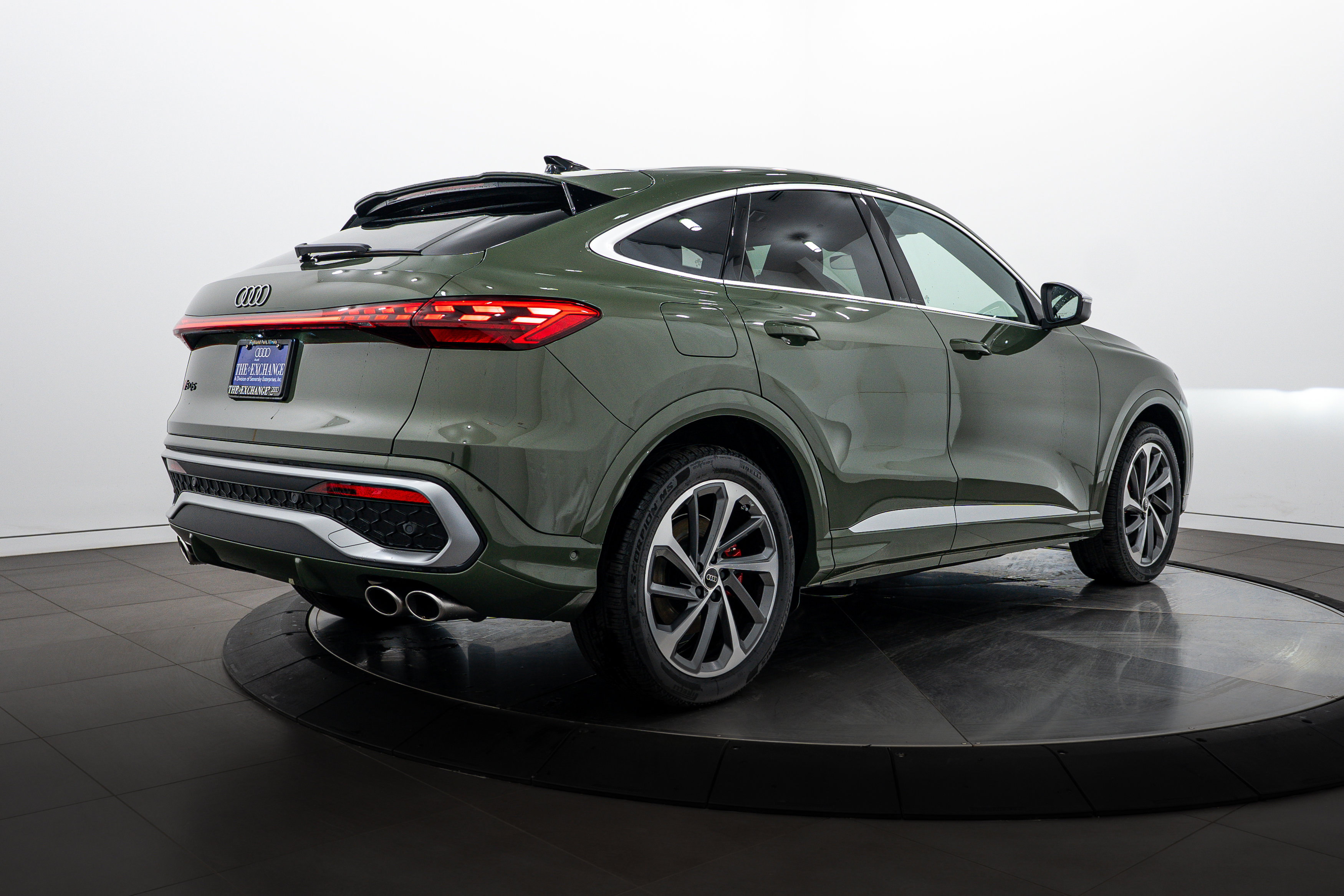 New 2025 Audi SQ5 Premium Plus image 4