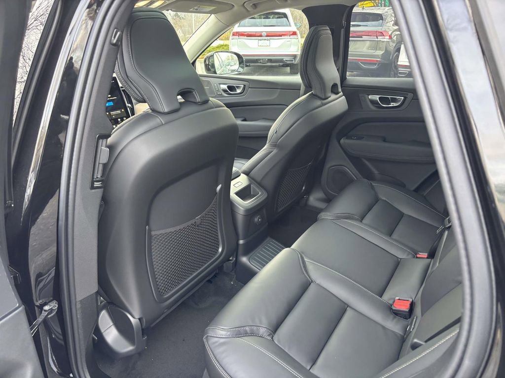 New 2026 Volvo XC60 T8 Ultra w/ Protection Package Premier image 26