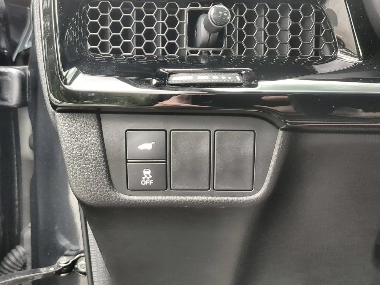 Used 2023 Honda CR-V EX-L image 17