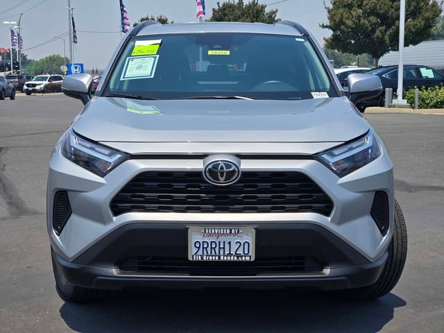 Used 2025 Toyota RAV4 XLE w/ Convenience Package AWD/4WD image 2