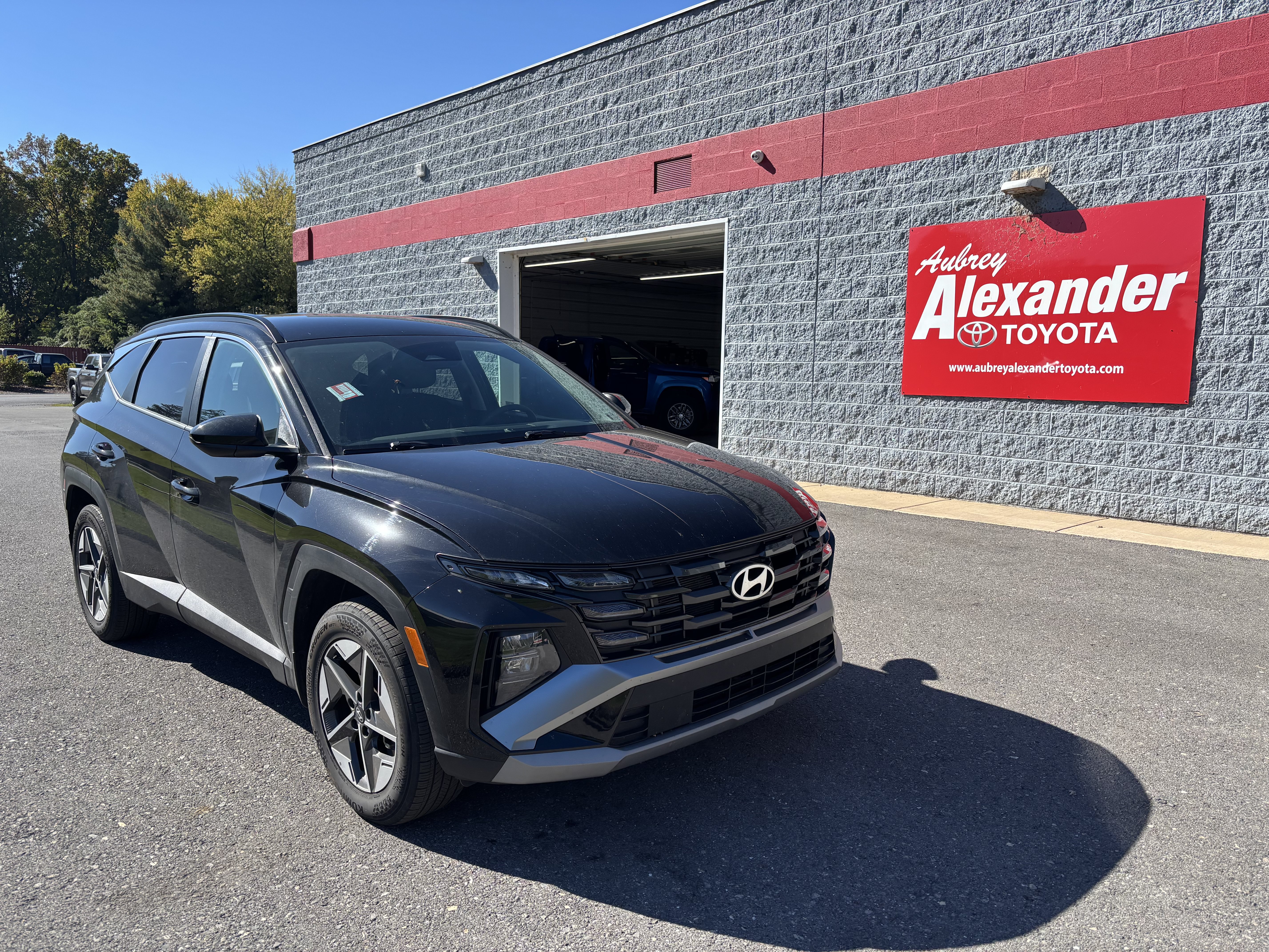 Used 2025 Hyundai Tucson SEL AWD/4WD image 1