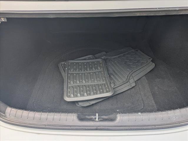Used 2021 Hyundai Elantra SEL FWD image 6