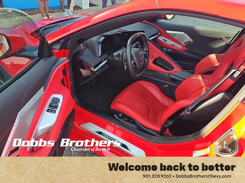 Used 2022 Chevrolet Corvette Stingray Preferred Cpe w/ Z51 Performance Package RWD image 11